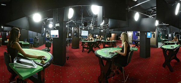 Behind the Scenes Glimpse at Live Dealer Blackjack Technologies