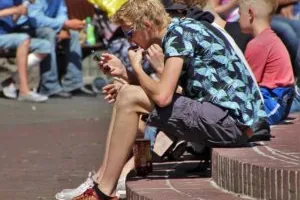 Are Mobile Casino Games Too Accessible?